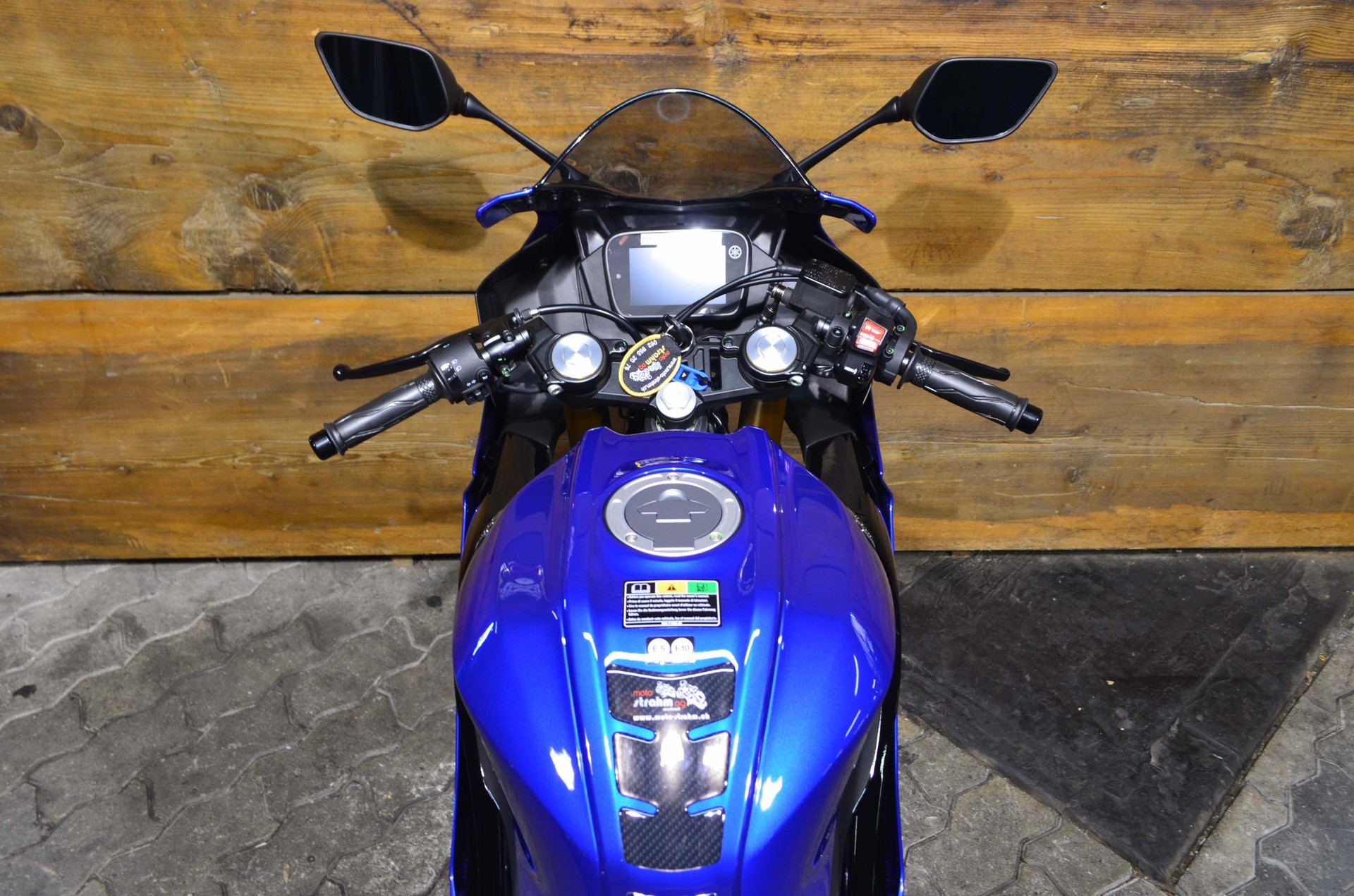 YAMAHA R125 ABS-image-2