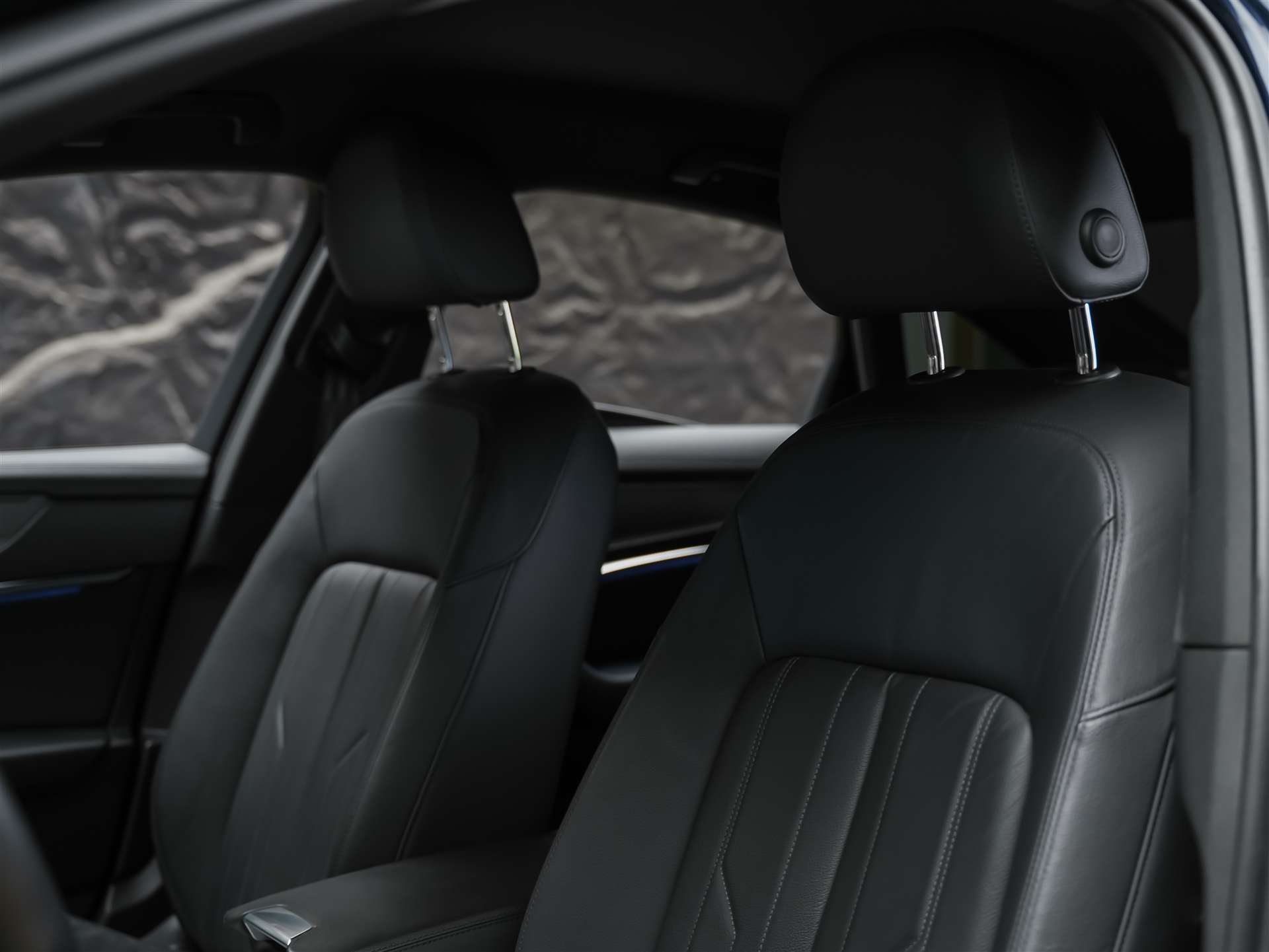 AUDI A6 Limousine 40 TDI Design Attraction S-tronic *21" Felgen*Leder*LED*Virtual Cockpit*-image-10