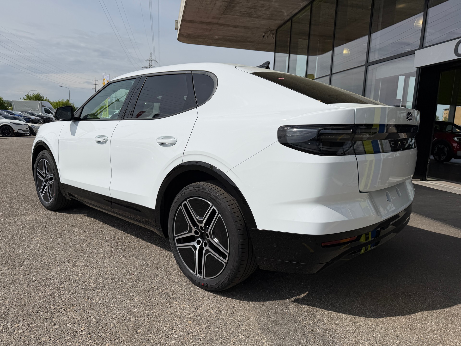 FORD Capri Elektro 79kWh Extended Range Premium RWD-showroom-element-3