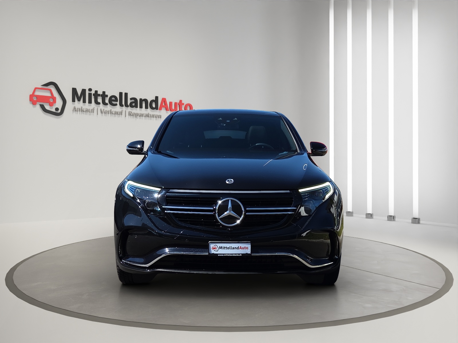 MERCEDES-BENZ EQC 400 AMG Line 4Matic-showroom-element-1
