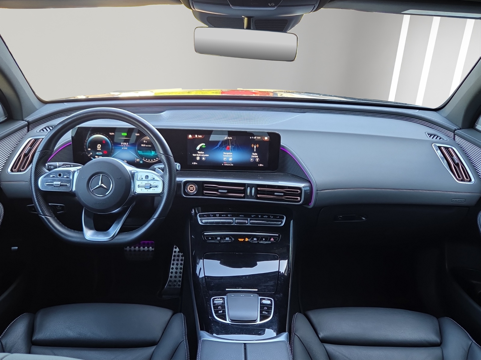 MERCEDES-BENZ EQC 400 AMG Line 4Matic-image-6