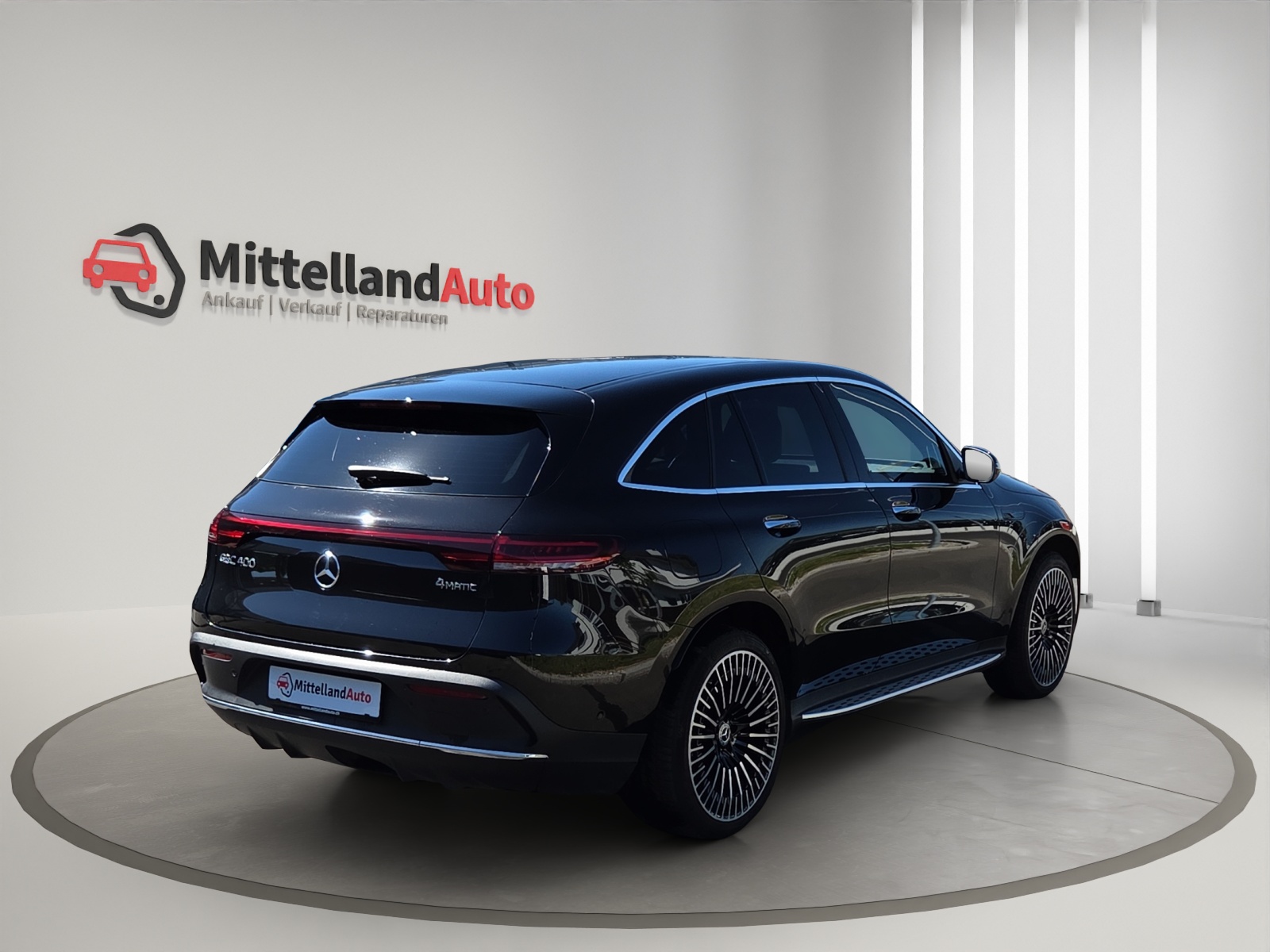 MERCEDES-BENZ EQC 400 AMG Line 4Matic-image-11