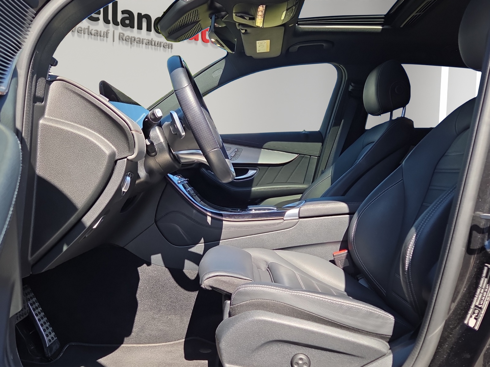 MERCEDES-BENZ EQC 400 AMG Line 4Matic-image-8