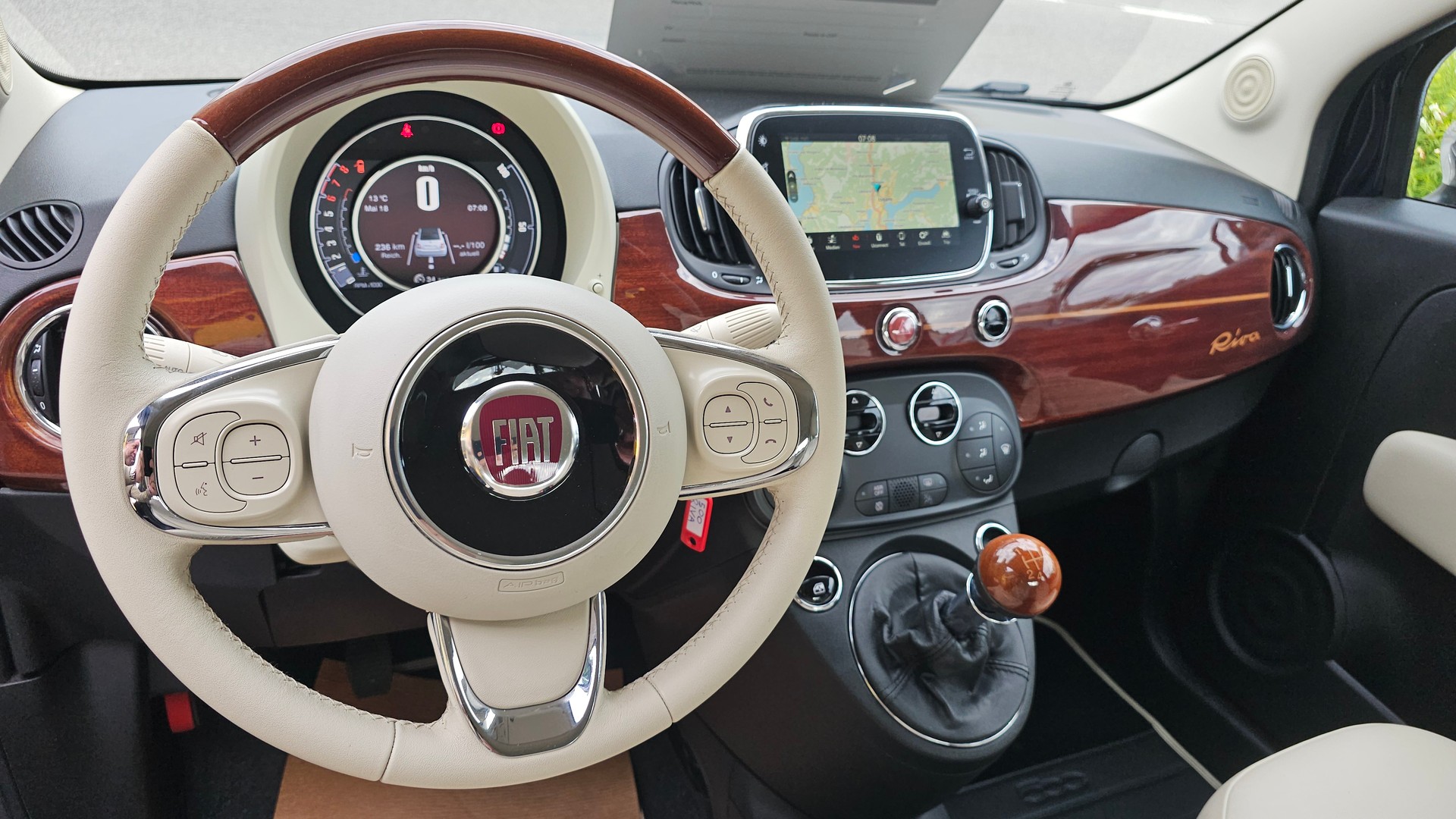 FIAT 500C 0.9 Twinair Turbo Riva-image-8