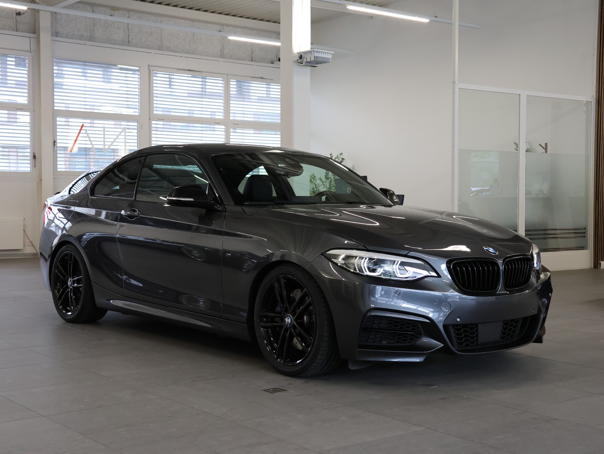 BMW M240i xDrive Steptronic *Harman/Kardon*-showroom-element-1