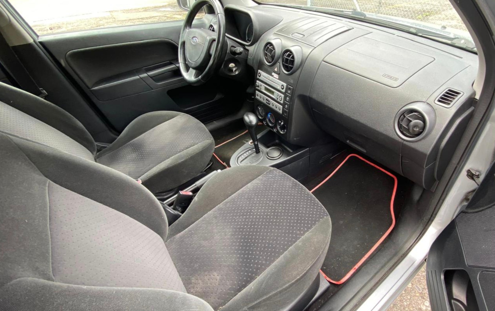 FORD Fusion 1.6 16V Champion-image-8