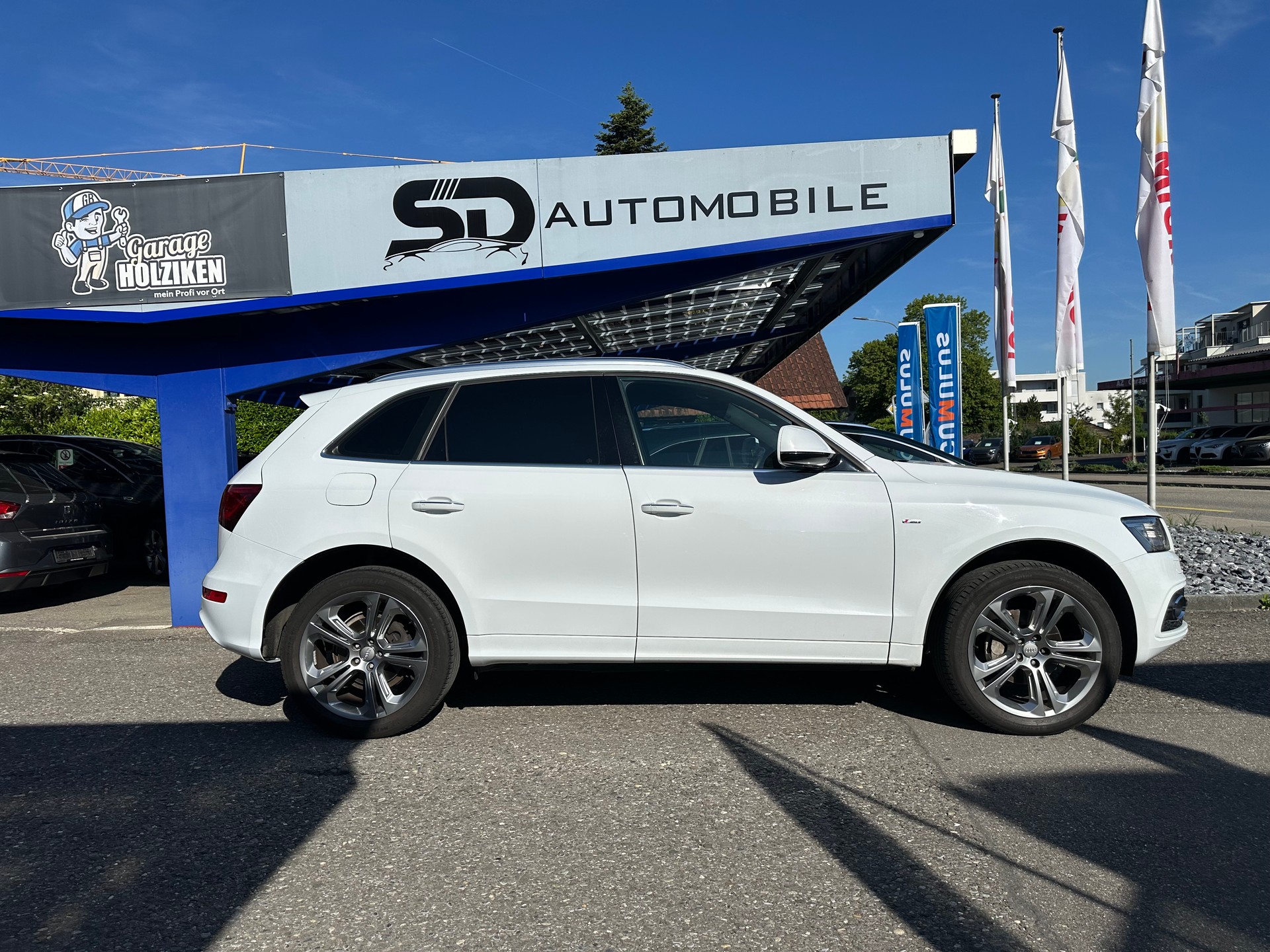 AUDI 2.0 TDI S-Line-image-4