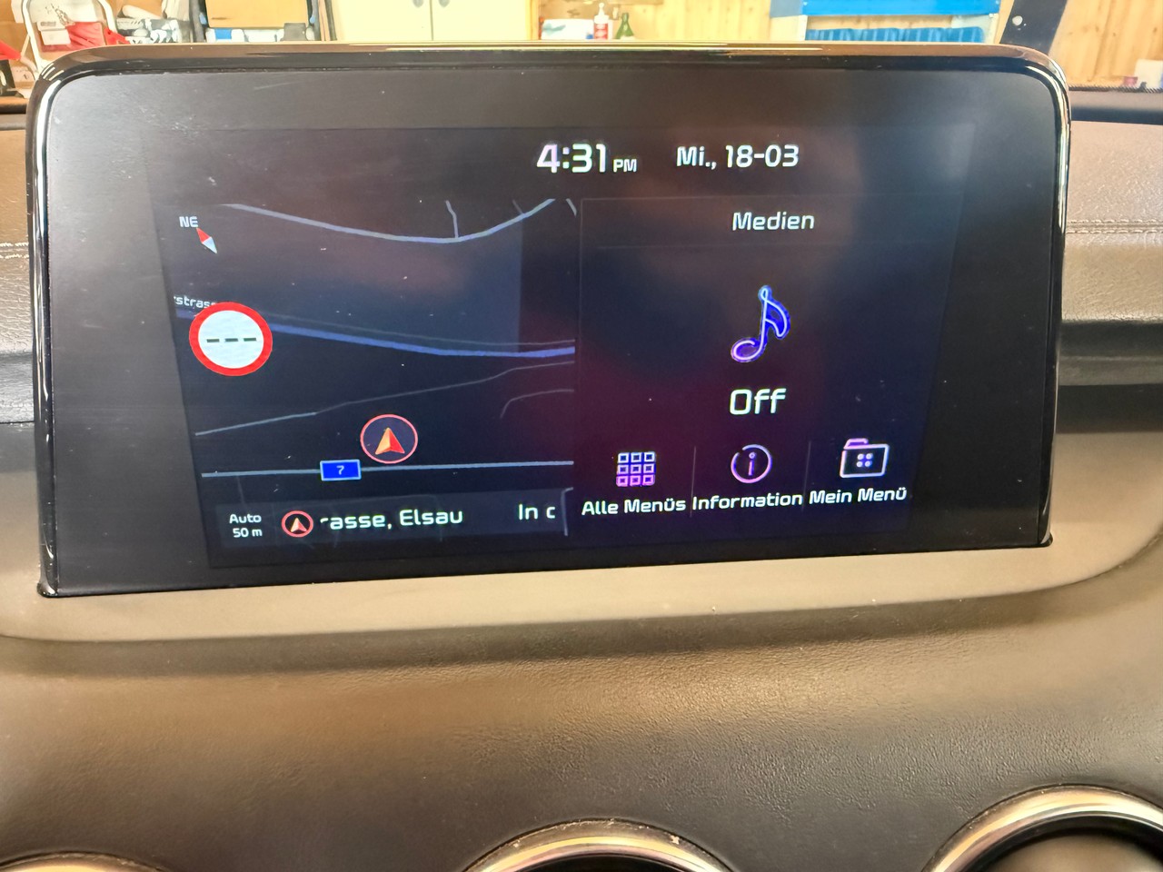 KIA Stinger 3.3 T-GDi GT Automat AWD-image-12