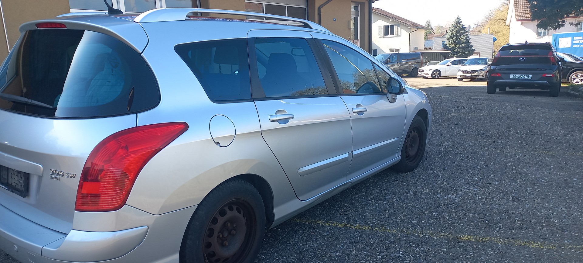 PEUGEOT 308 SW 1.6 HDI Business EGS6-image-9