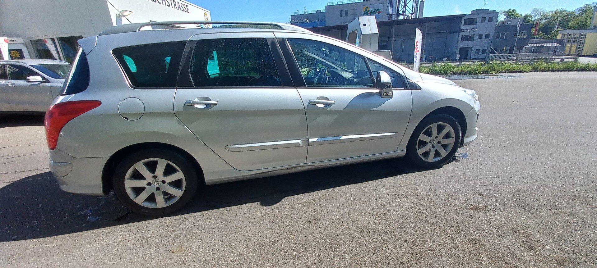 PEUGEOT 308 SW 1.6 HDI Business EGS6-image-2