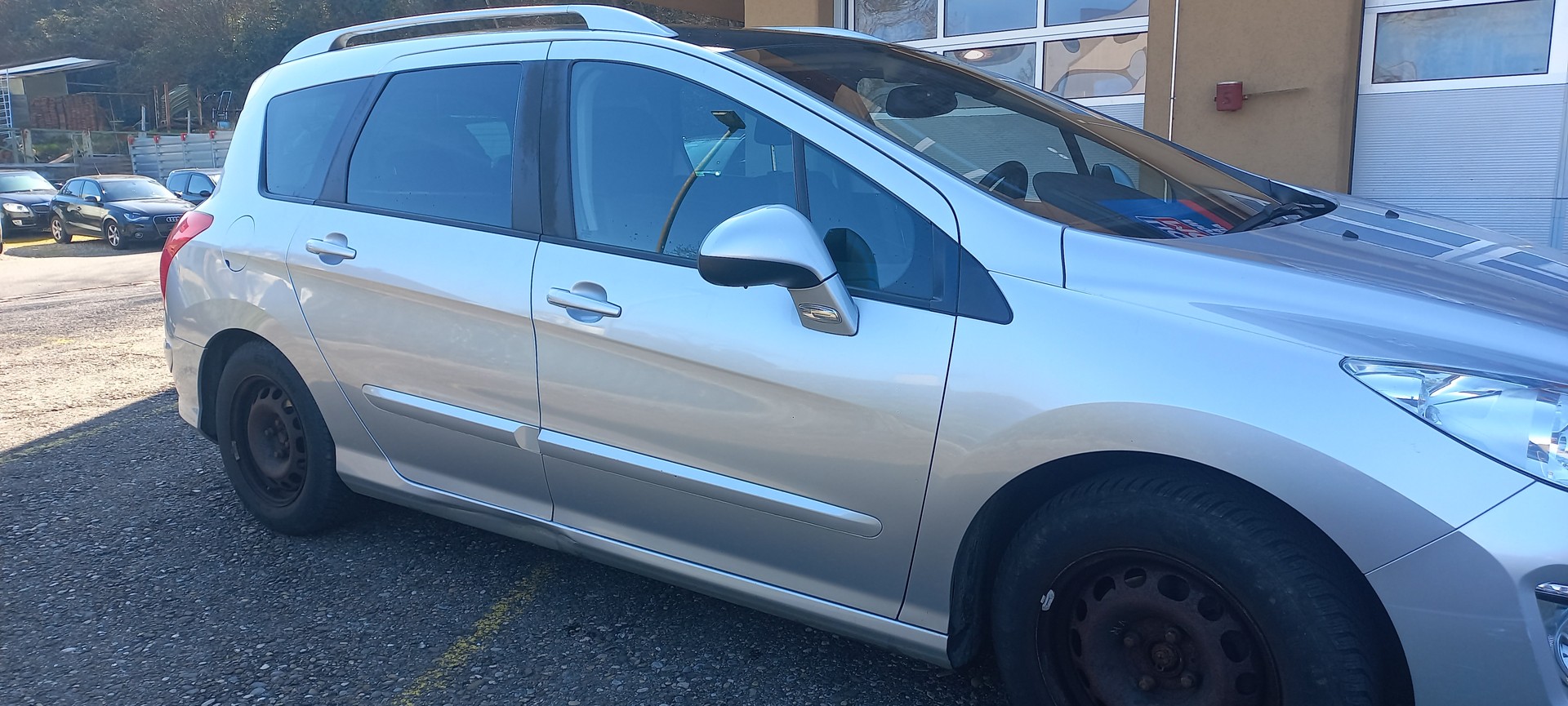 PEUGEOT 308 SW 1.6 HDI Business EGS6-image-10