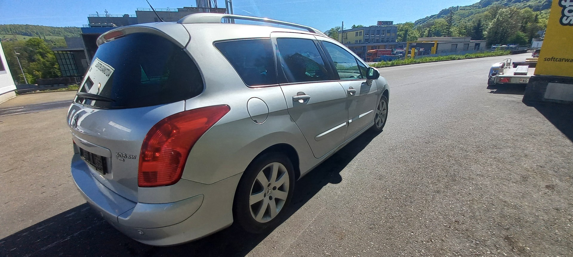 PEUGEOT 308 SW 1.6 HDI Business EGS6-image-5