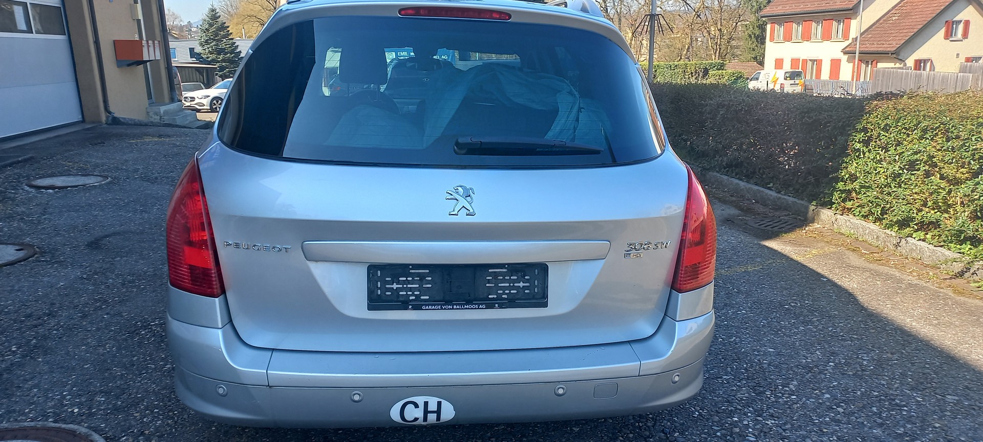 PEUGEOT 308 SW 1.6 HDI Business EGS6-image-11