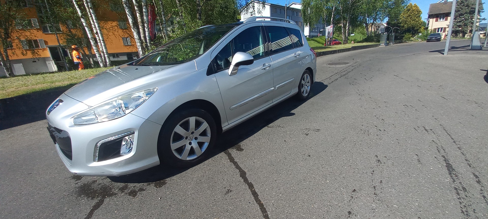 PEUGEOT 308 SW 1.6 HDI Business EGS6-image-6
