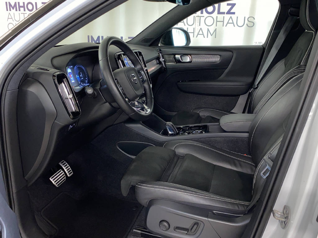 VOLVO XC40 1.5 T5 PiH R-Design-image-15