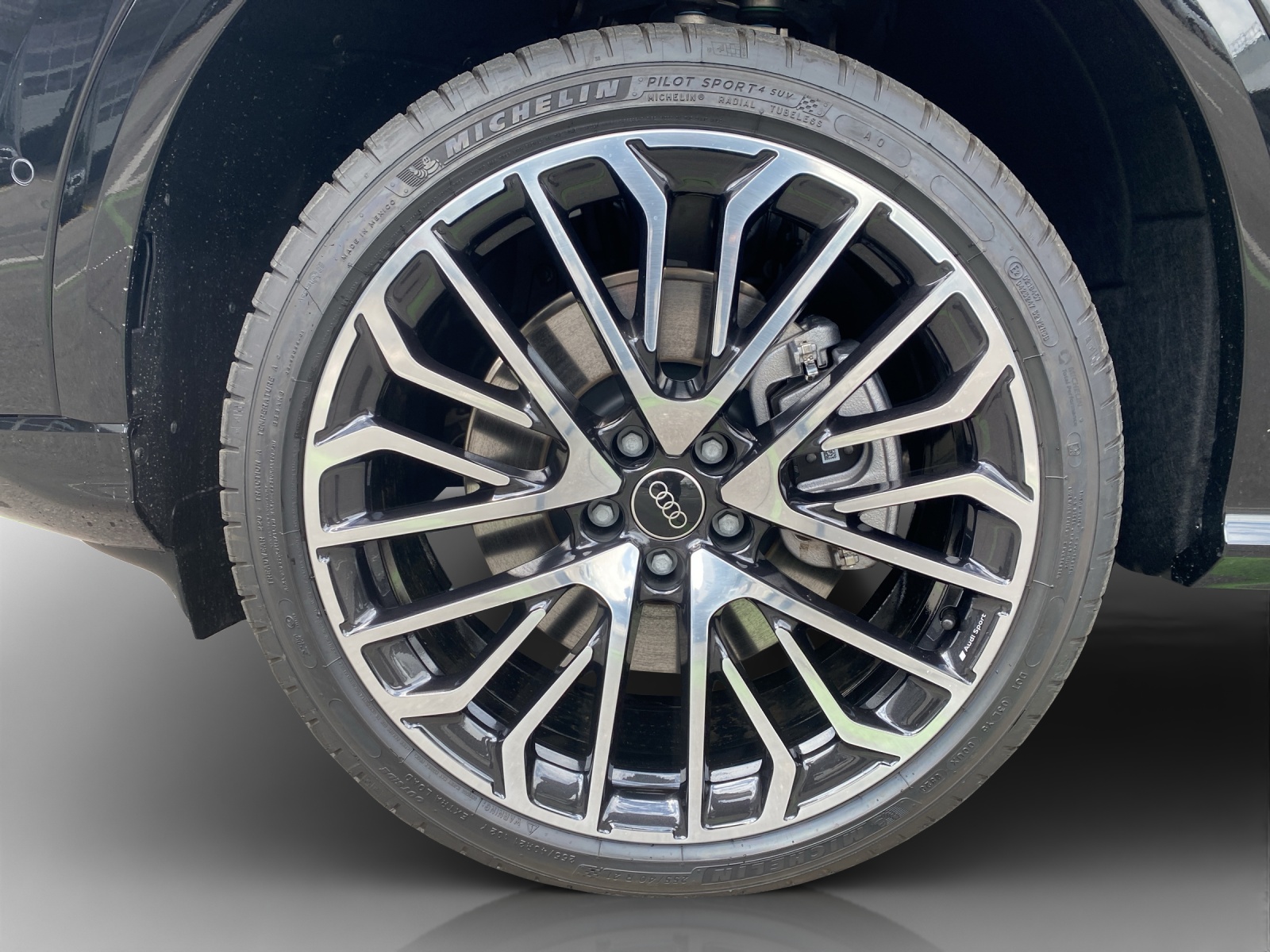 AUDI Q5 TDI quattro 220 kW S-tronic-image-15