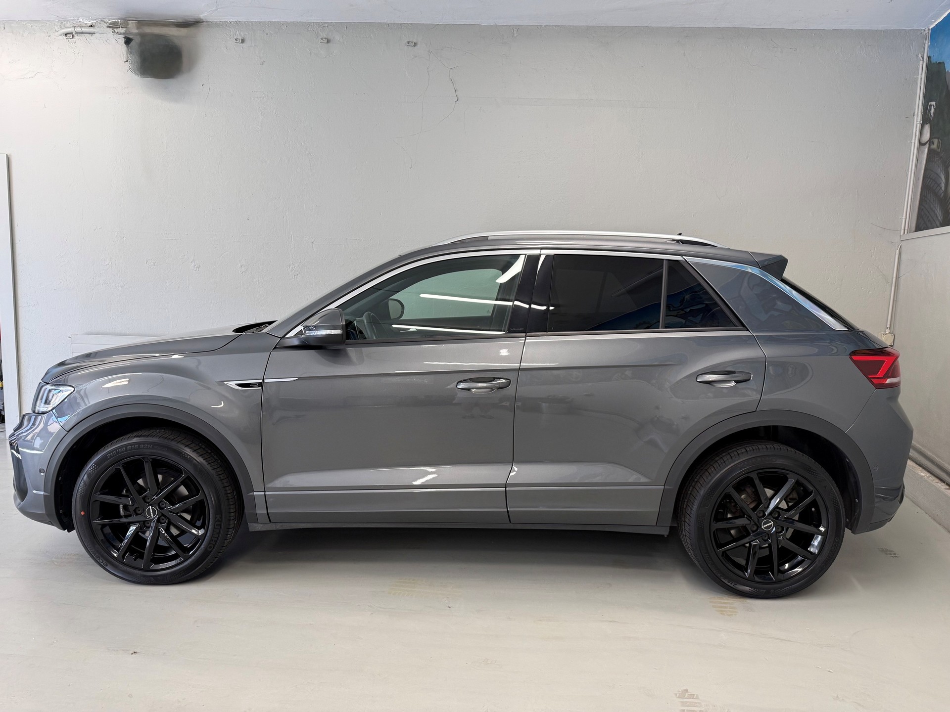 VW T-Roc 1.5 TSI EVO R-Line DSG-image-1