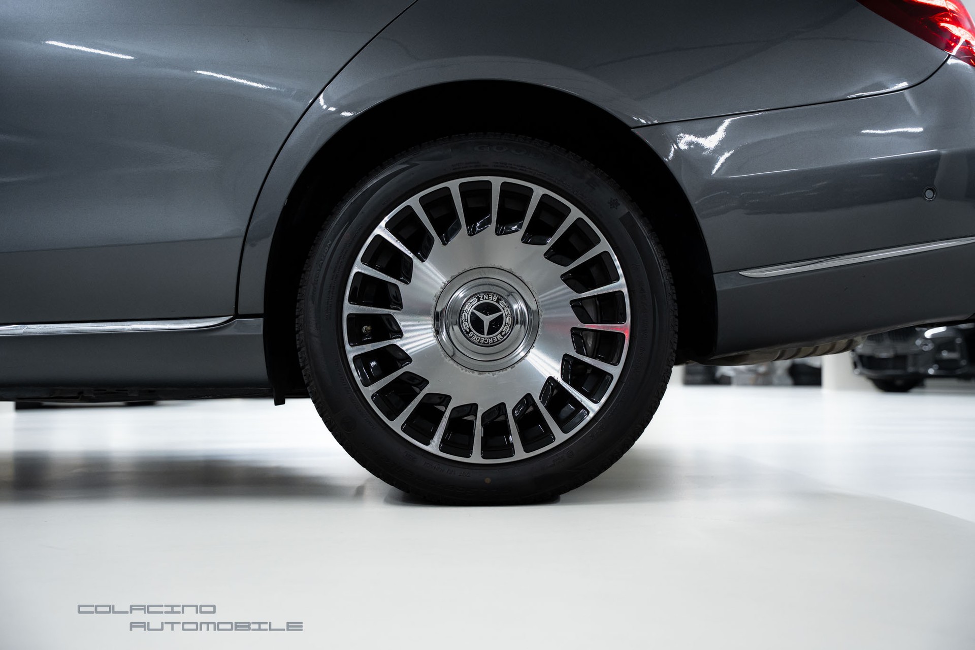 MERCEDES-BENZ E 400 Exclusive 4Matic 9G-Tronic-image-8
