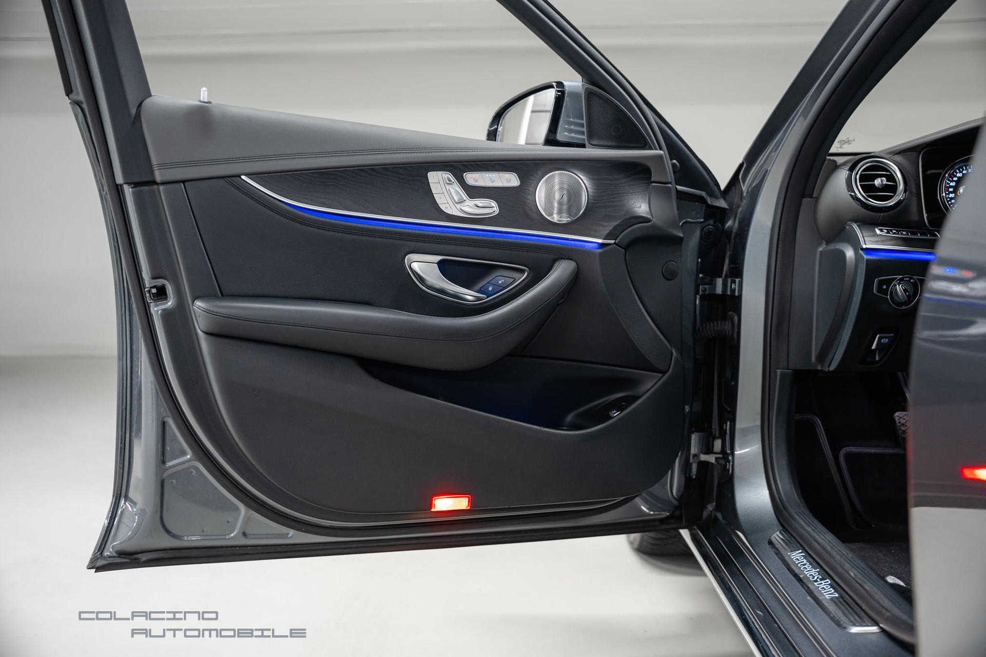 MERCEDES-BENZ E 400 Exclusive 4Matic 9G-Tronic-image-17