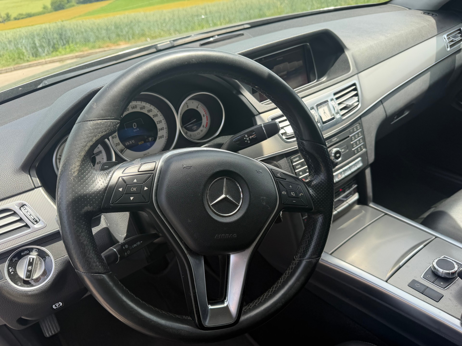 MERCEDES-BENZ E 220 BlueTEC 4Matic 7G-Tronic-image-6