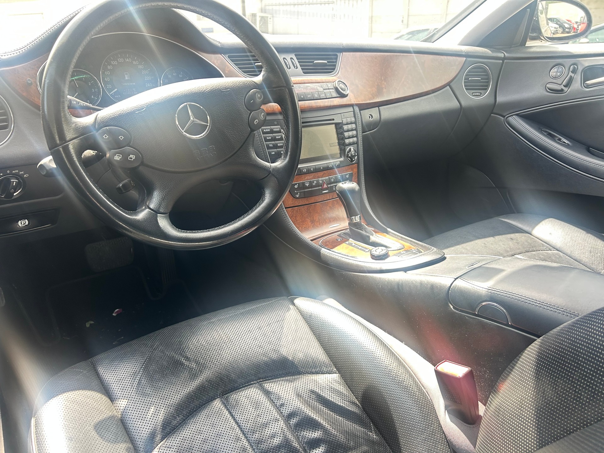 MERCEDES-BENZ CLS 350 CGI 7G-Tronic-image-6