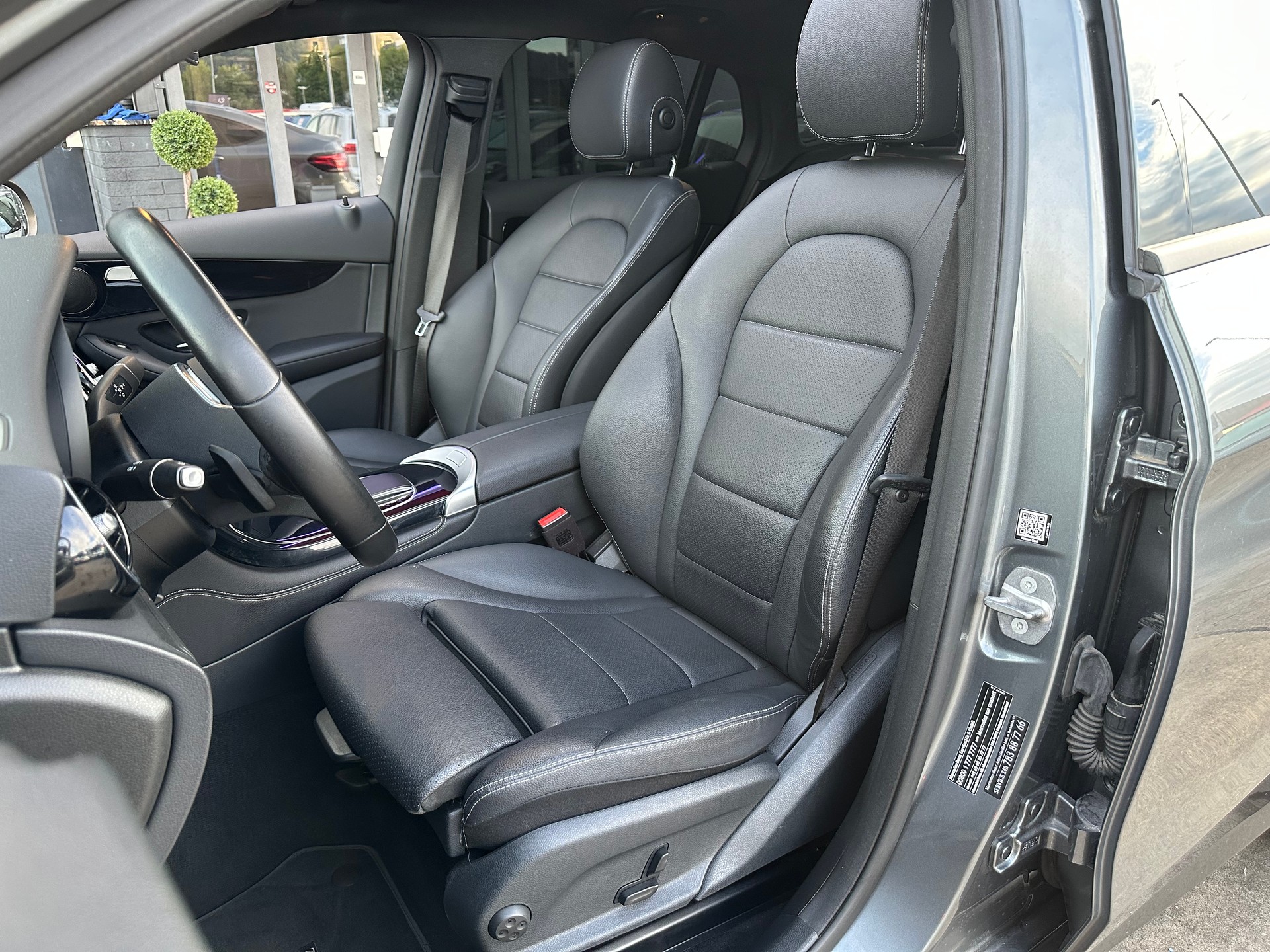 MERCEDES-BENZ GLC Coupé 200 4Matic 9G-Tronic-image-17