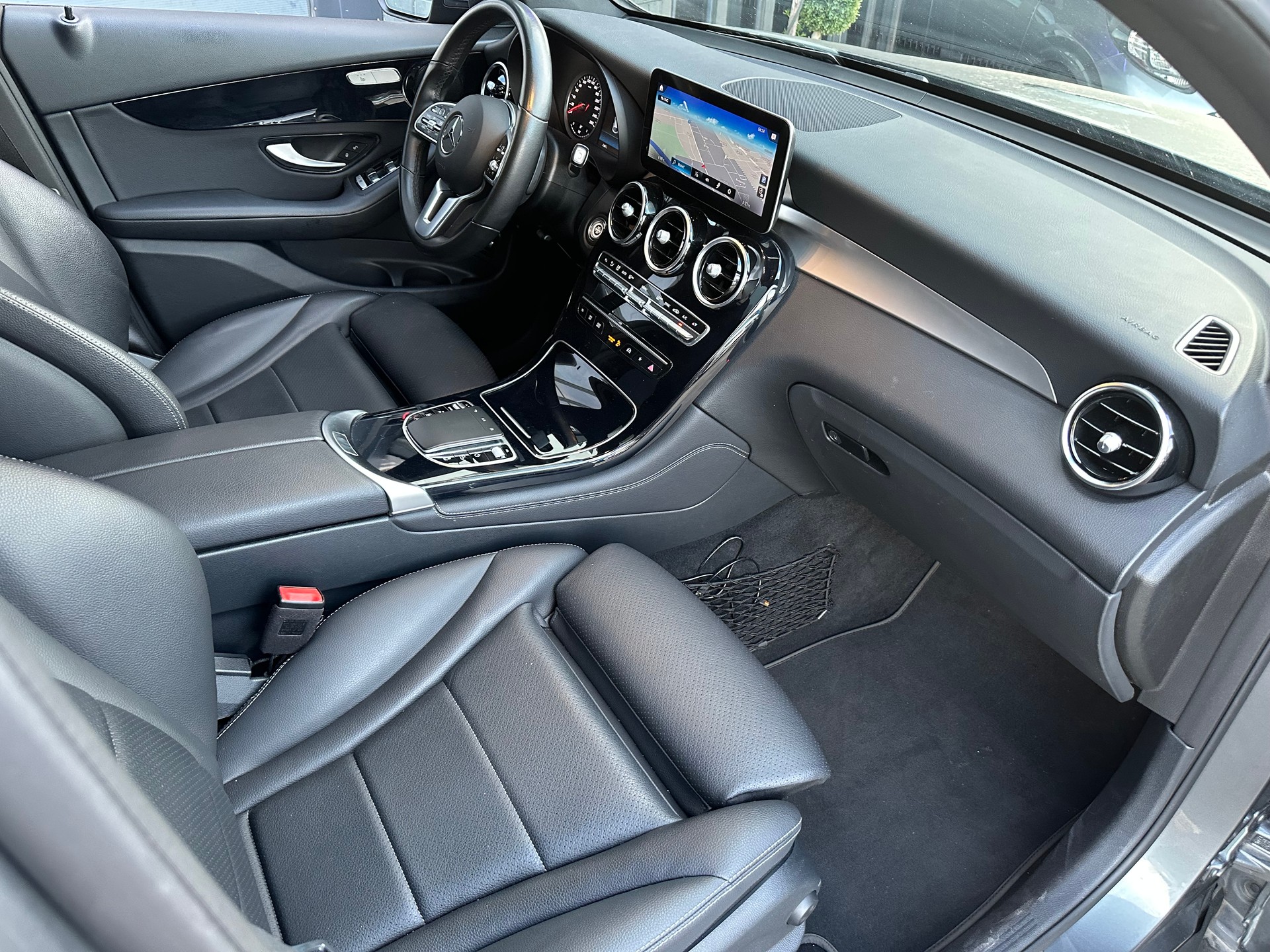 MERCEDES-BENZ GLC Coupé 200 4Matic 9G-Tronic-image-15