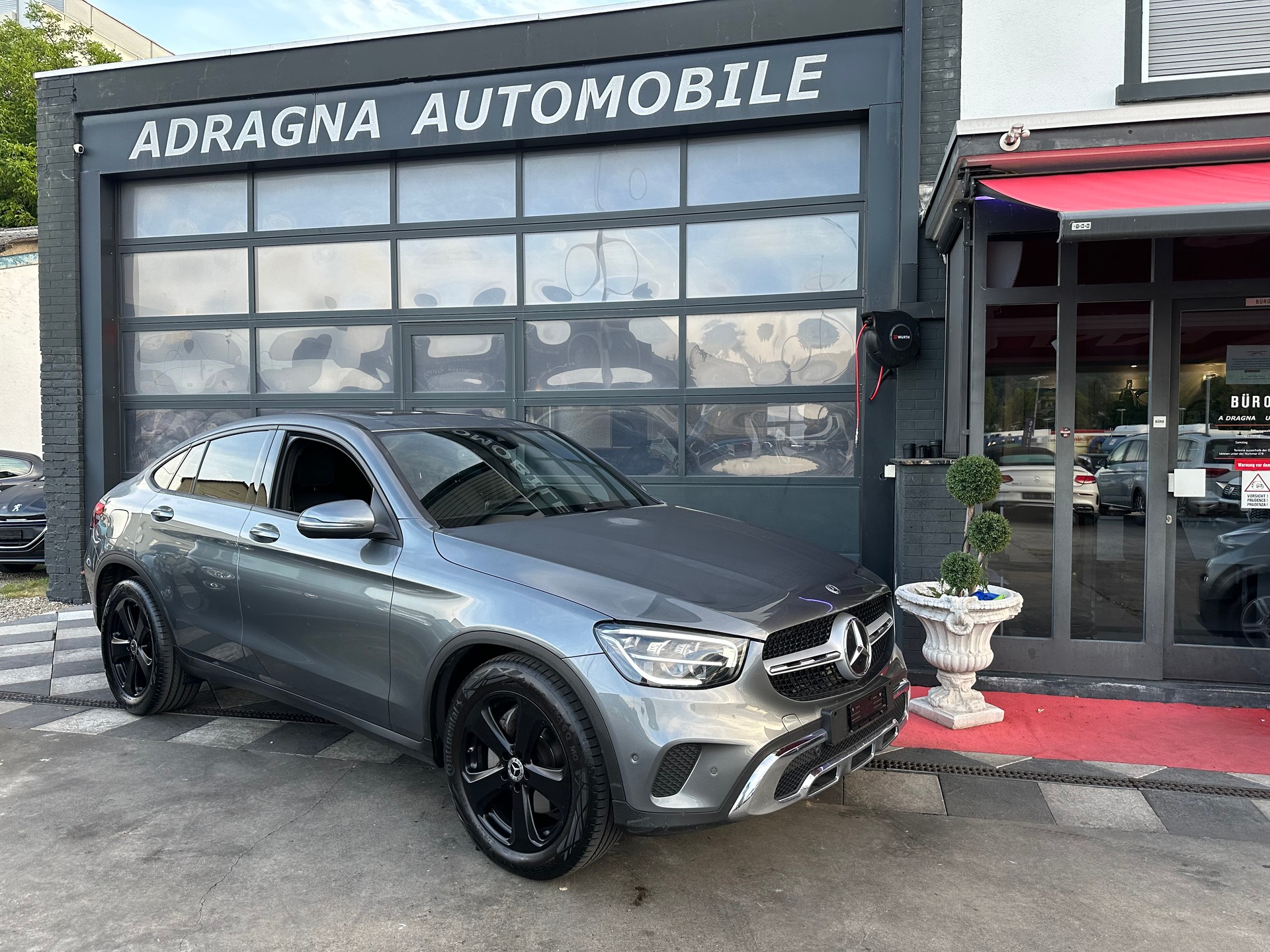 MERCEDES-BENZ GLC Coupé 200 4Matic 9G-Tronic-showroom-element-1