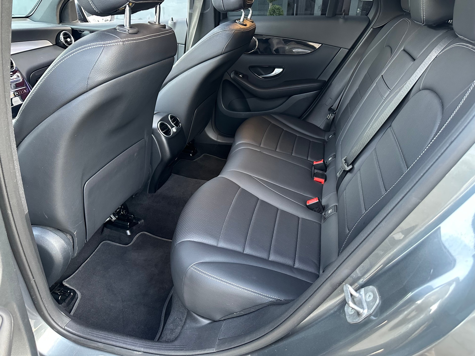 MERCEDES-BENZ GLC Coupé 200 4Matic 9G-Tronic-image-19