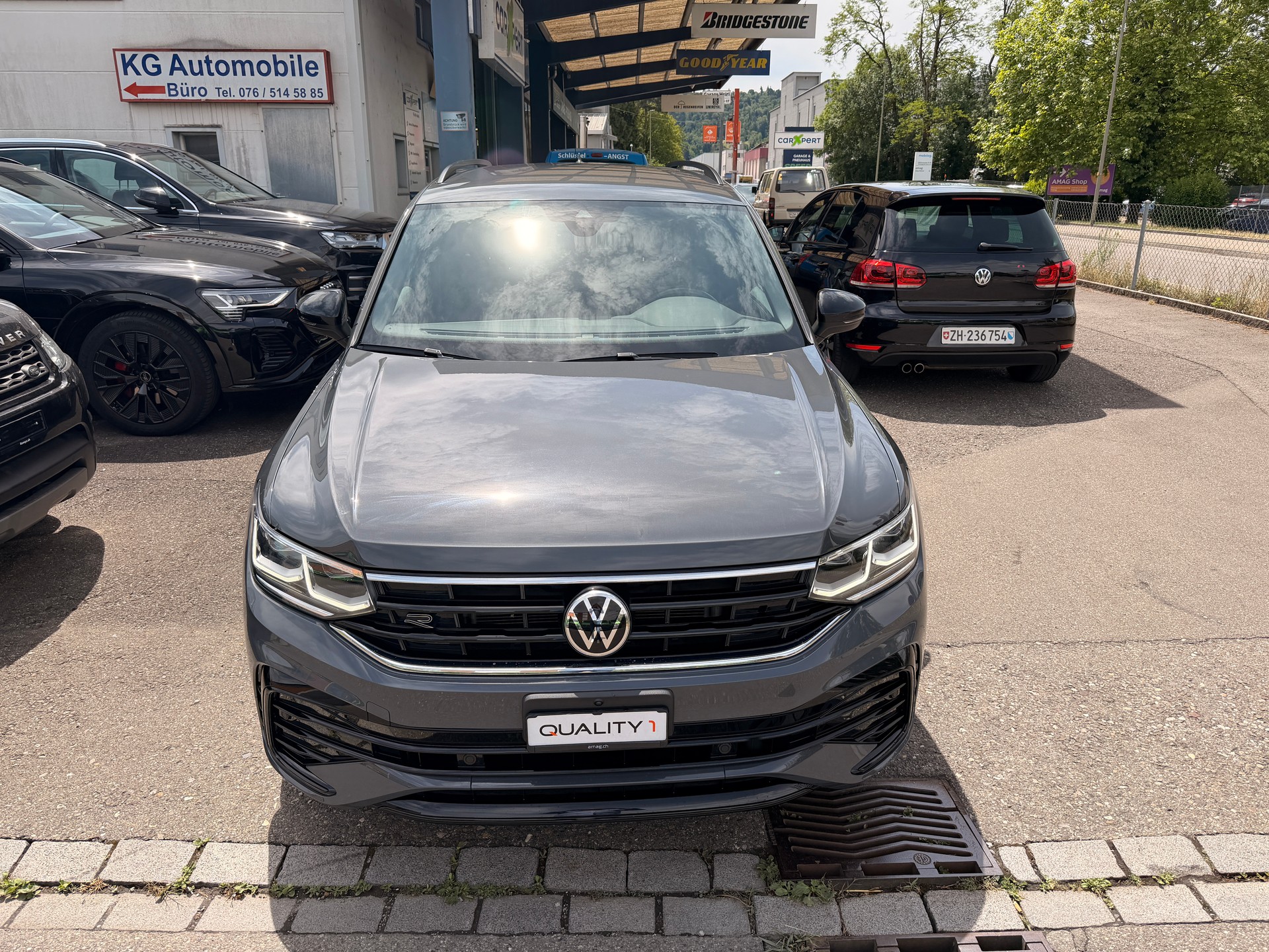 VW Tiguan 2.0 TDI SCR R-Line 4Motion DSG-image-1