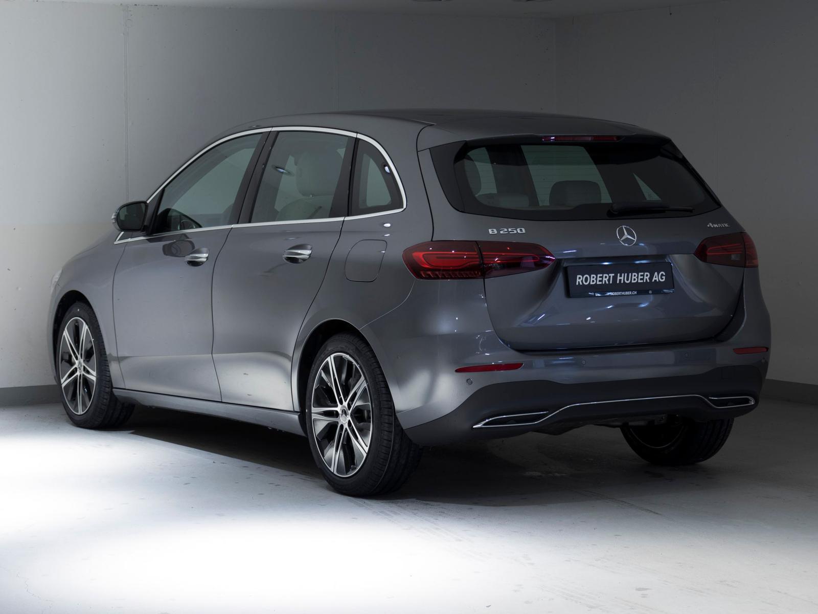 MERCEDES-BENZ B 250 4MATIC-image-3