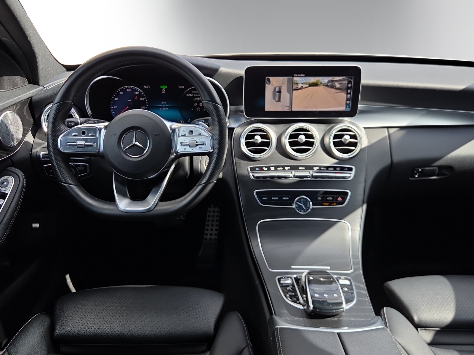 MERCEDES-BENZ C 200 AMG Line 4Matic 9G-Tronic-image-10