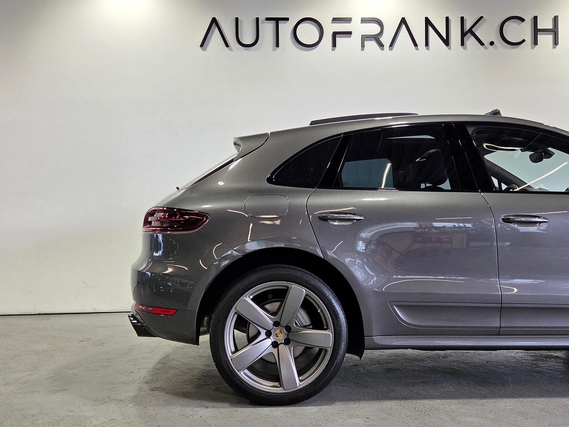PORSCHE Macan 3.0 V6 S Diesel-image-10