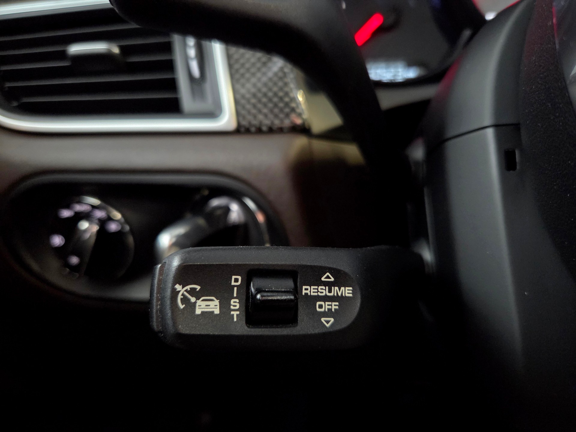 PORSCHE Macan 3.0 V6 S Diesel-image-14