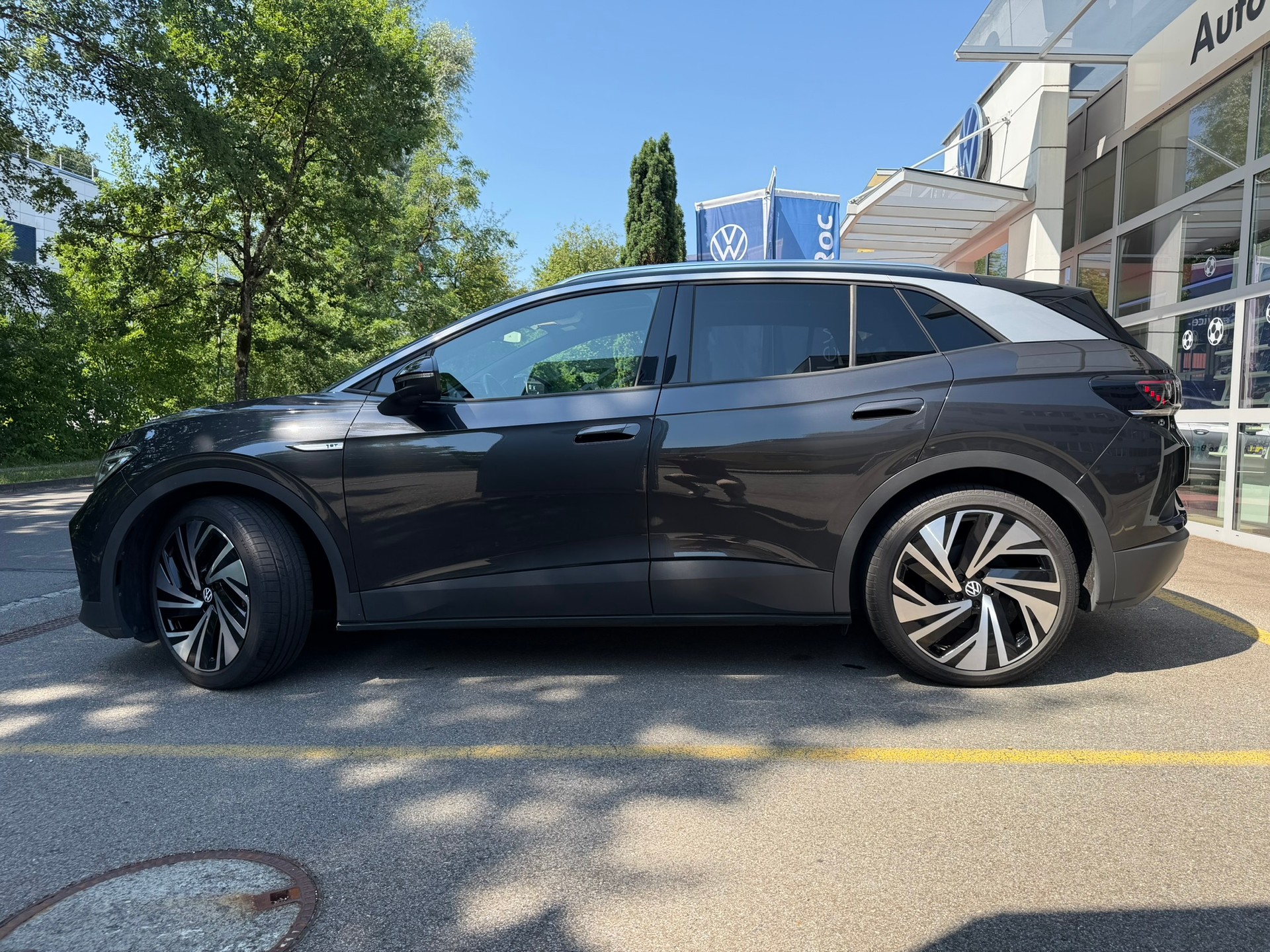 VW ID.4 Pro Performance 77 kWh 1ST Max-showroom-element-2