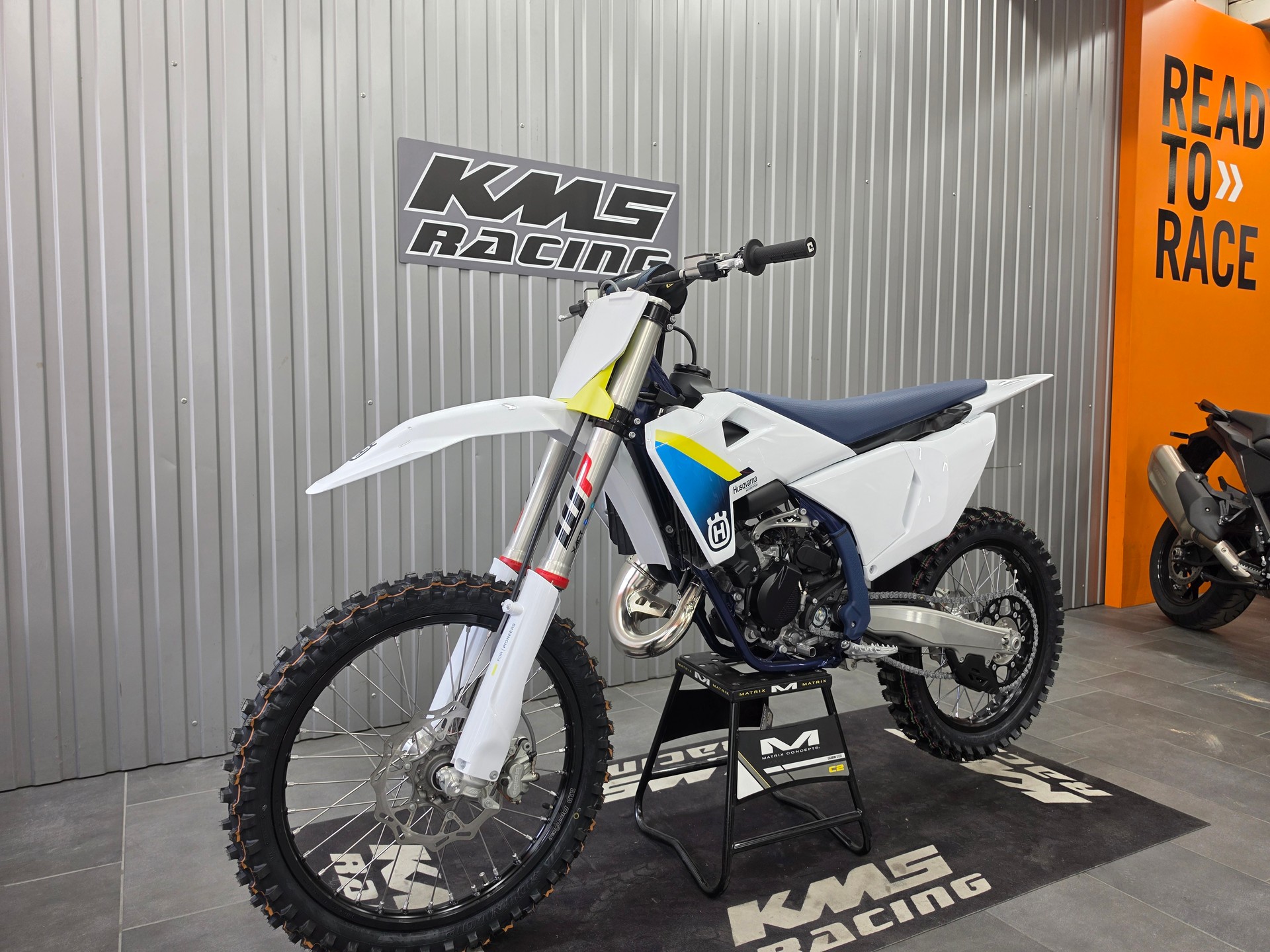 HUSQVARNA TC 125-image-9