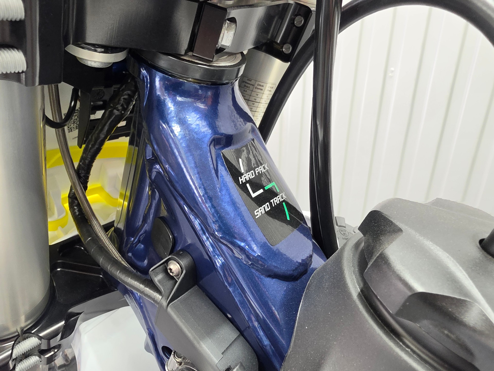 HUSQVARNA TC 125-image-7