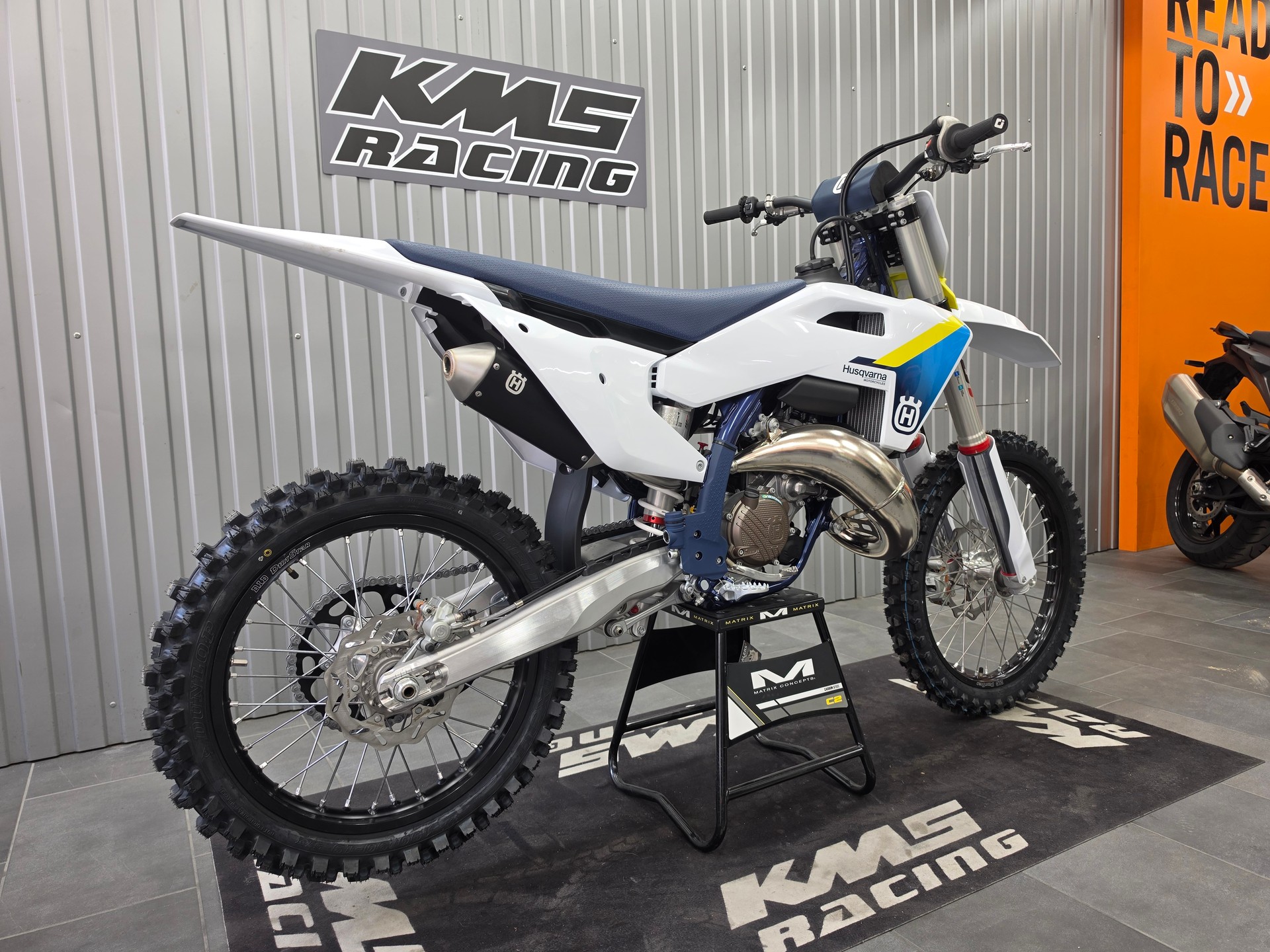 HUSQVARNA TC 125-image-1
