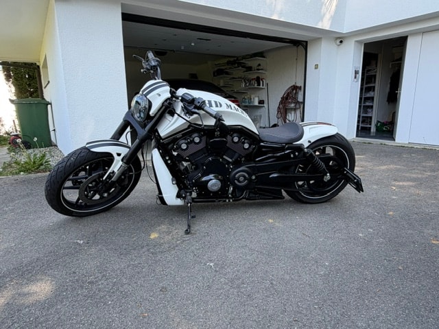 HARLEY-DAVIDSON Night Road-image-3