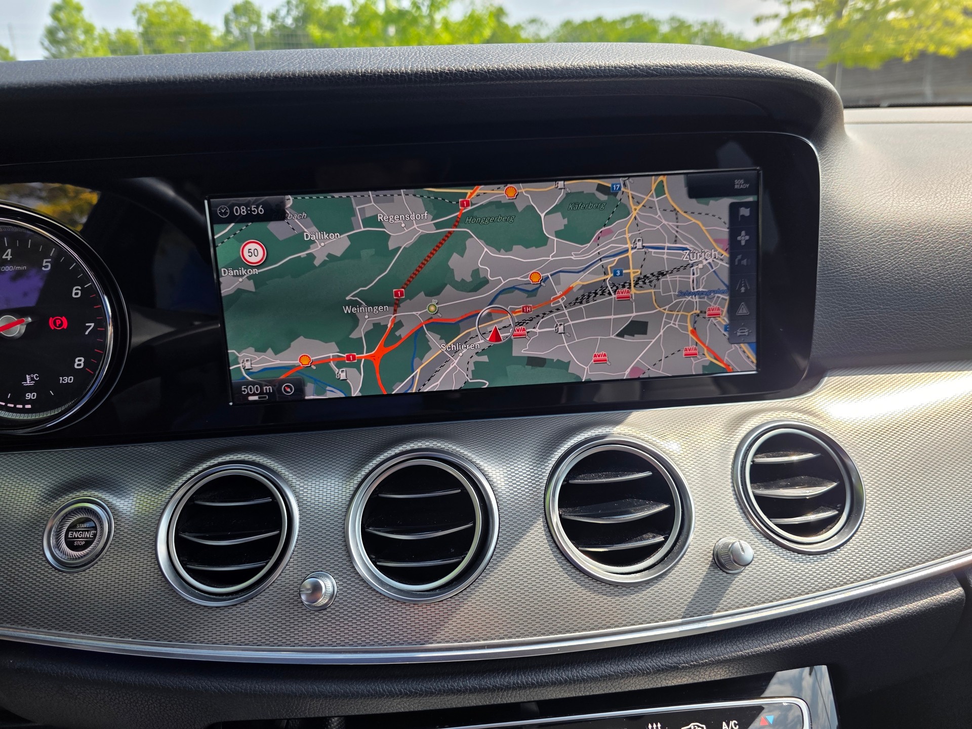 MERCEDES-BENZ E 200 Avantgarde 4 Matic 9G-Tronic-image-13