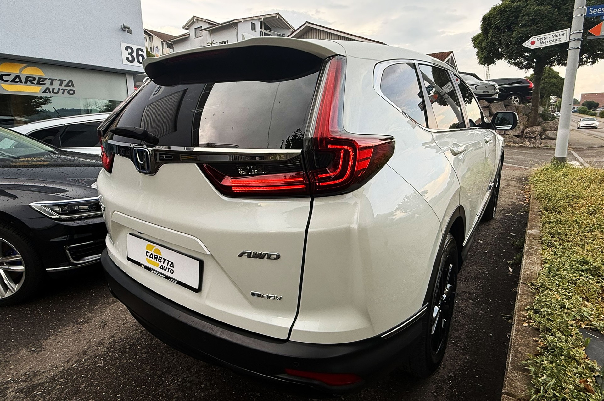 HONDA CR-V 2.0i MMD Hybrid Elegance 4WD Automatic-image-7