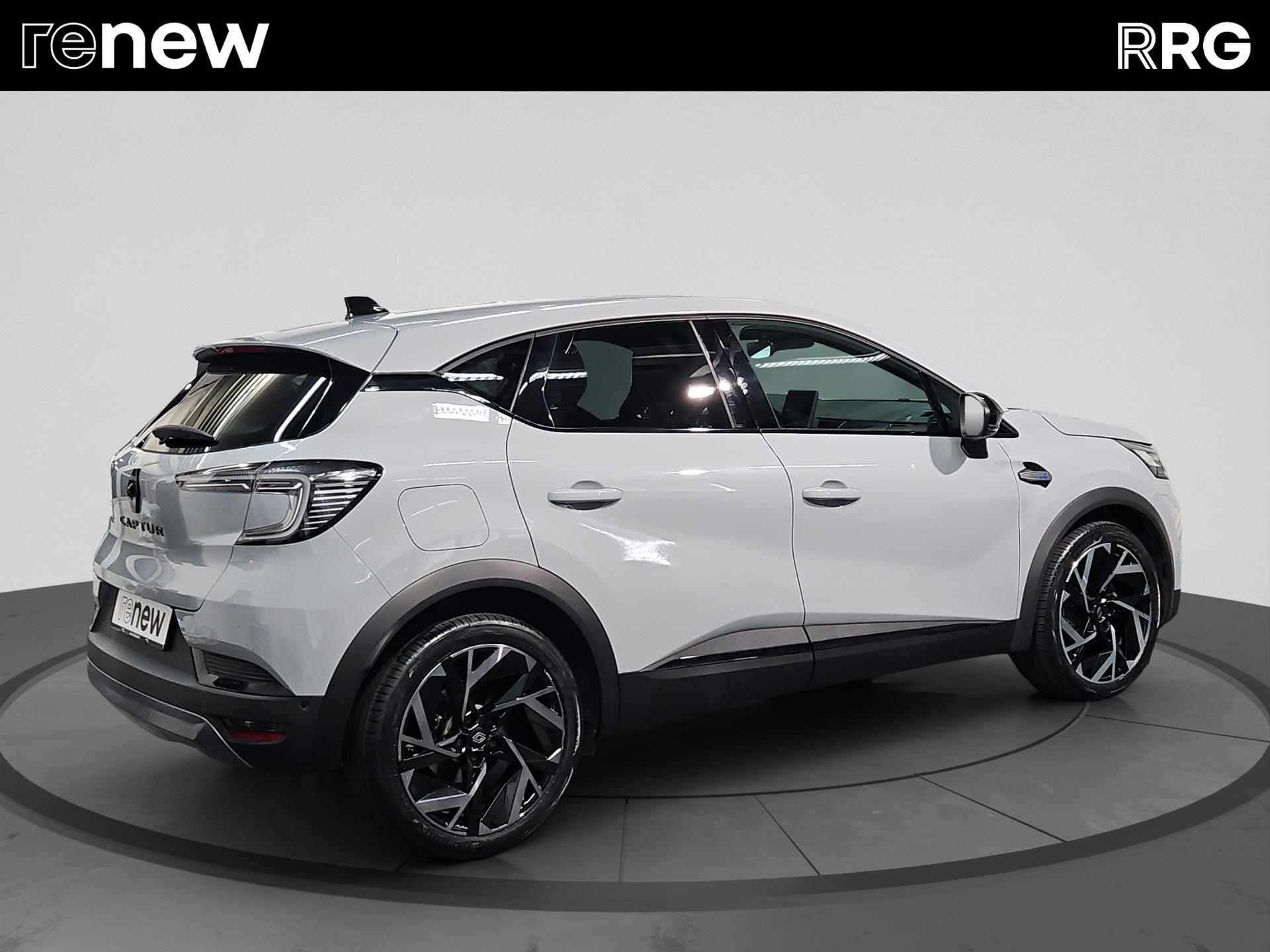 RENAULT Captur 1.3 TCe Esprit Alpine EDC-showroom-element-2