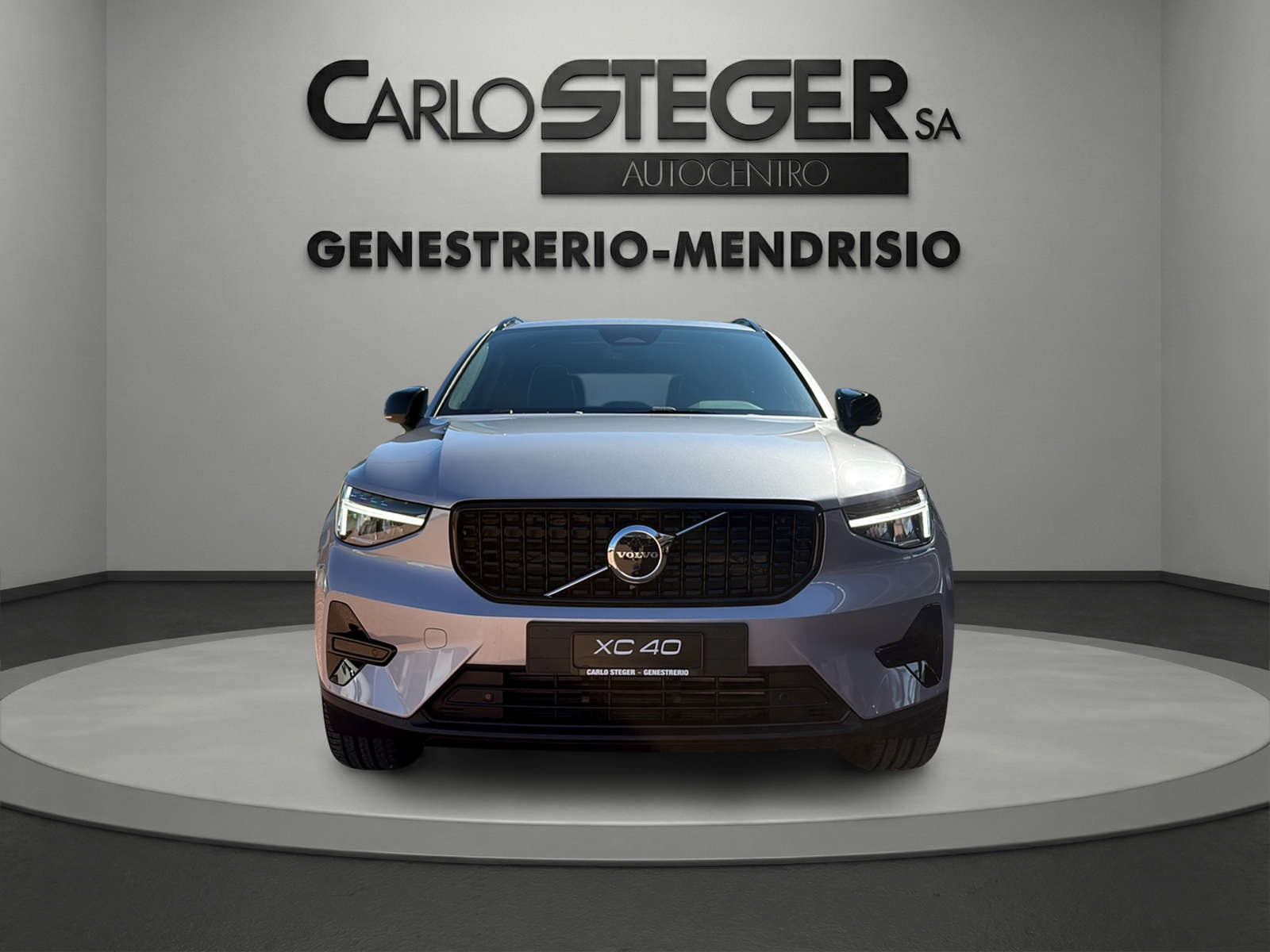 VOLVO XC40 B3 Benzin Mild Hybrid Plus Dark DCT-showroom-element-1