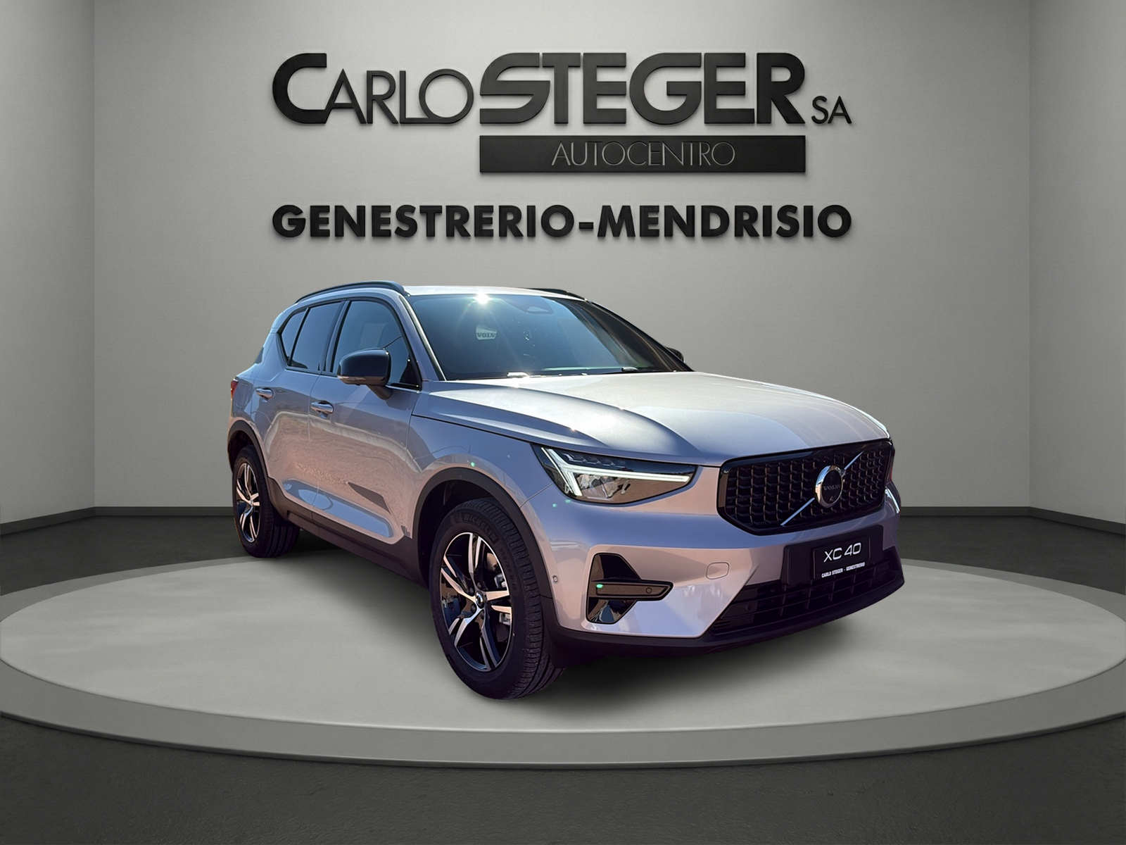 VOLVO XC40 B3 Benzin Mild Hybrid Plus Dark DCT-image-9