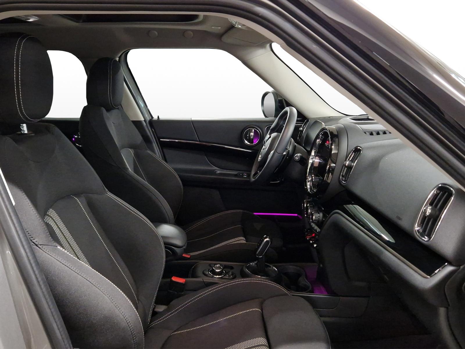 MINI Countryman Cooper S ALL4 F60-image-11