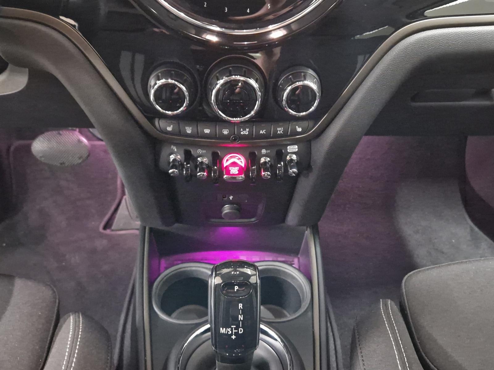 MINI Countryman Cooper S ALL4 F60-image-13