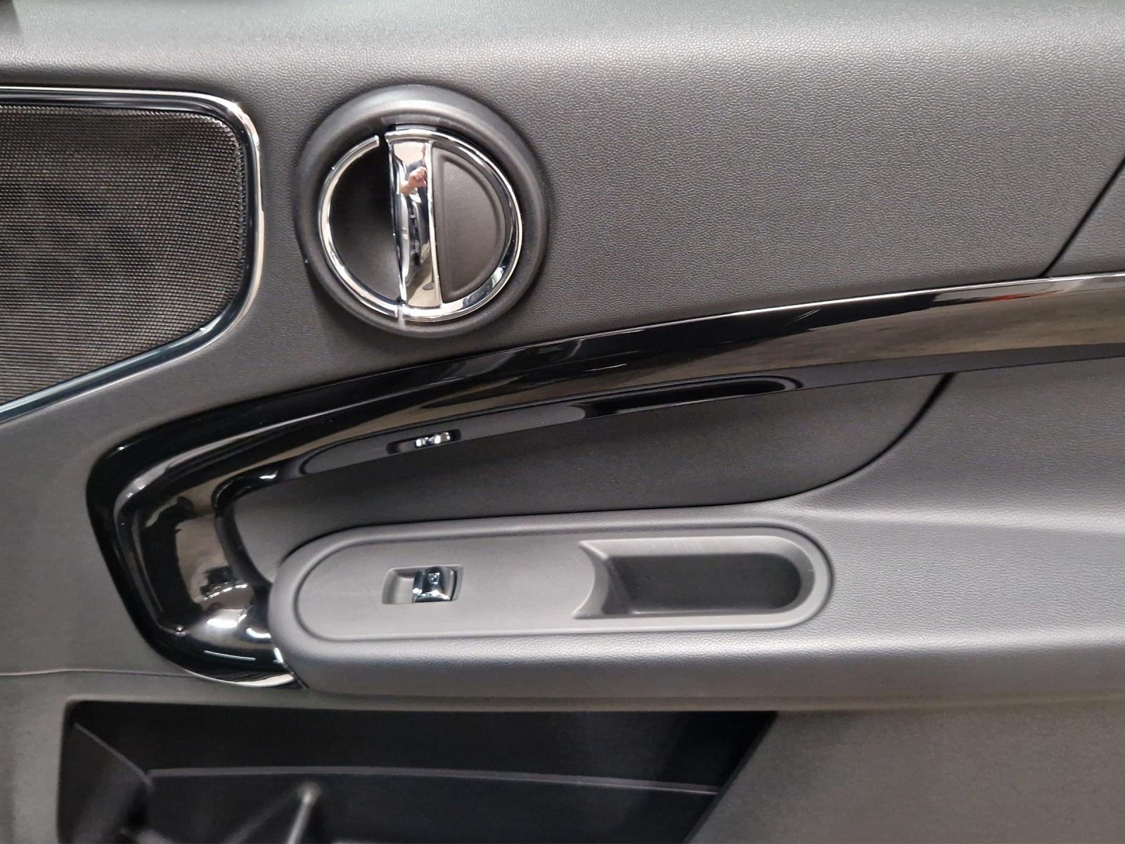 MINI Countryman Cooper S ALL4 F60-image-12