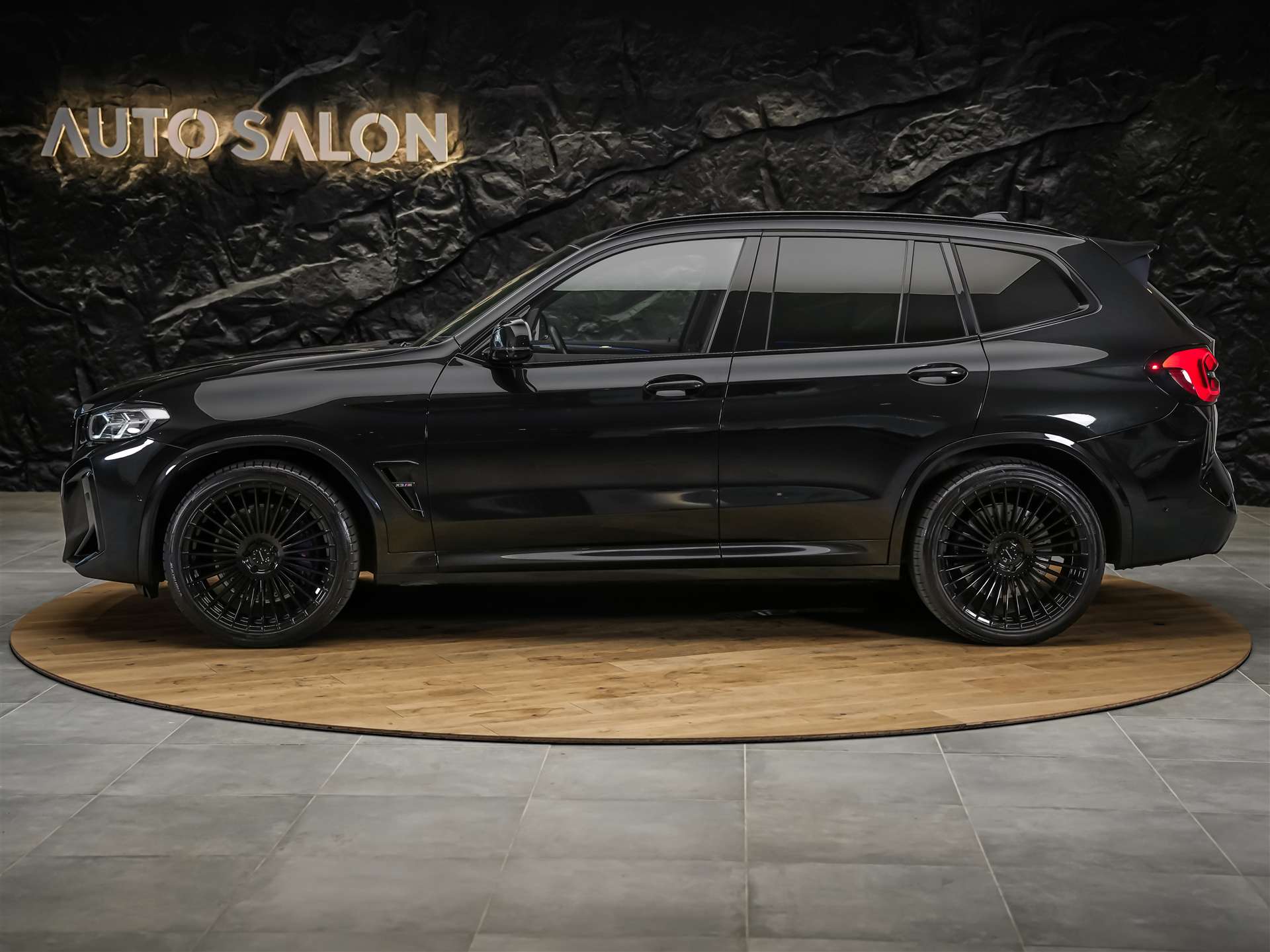 BMW X3 xDrive M Competition Steptronic *Facelift*Leder Merino*Head Up*Sitzlüftung*-showroom-element-1