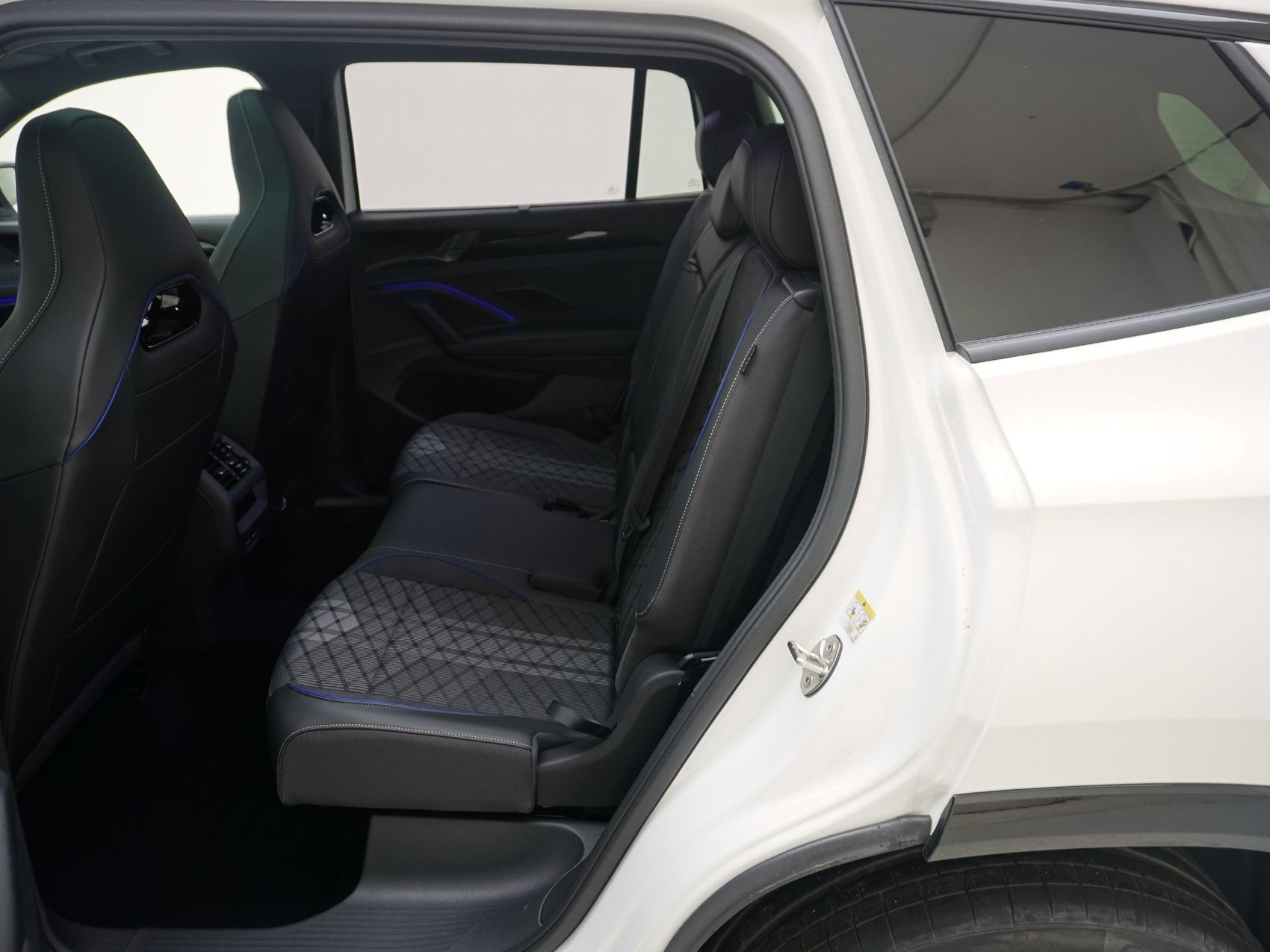 VW Tayron 2.0 TSI R-Line DSG 4motion-image-15
