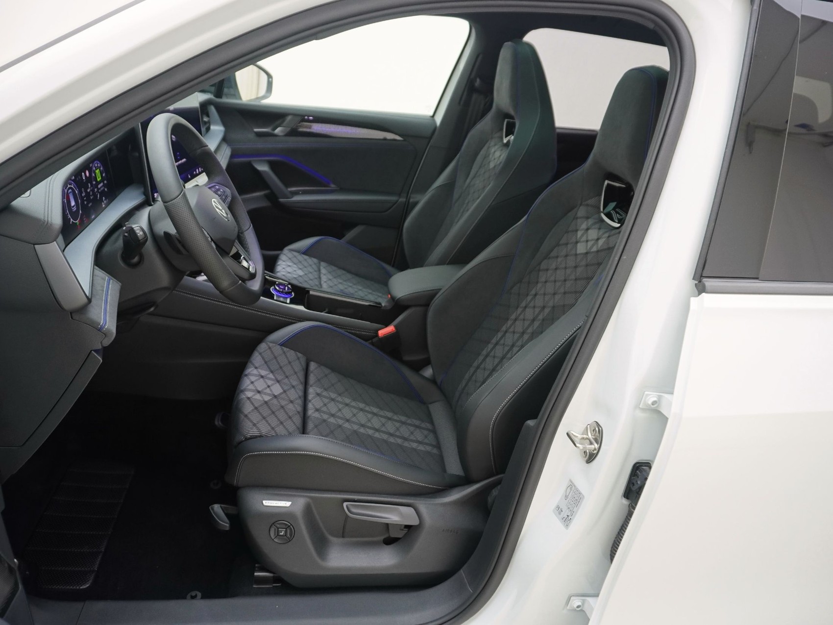 VW Tayron 2.0 TSI R-Line DSG 4motion-image-12